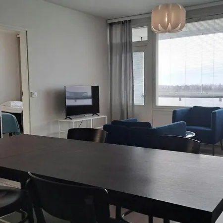 Apartment Spacious For 6