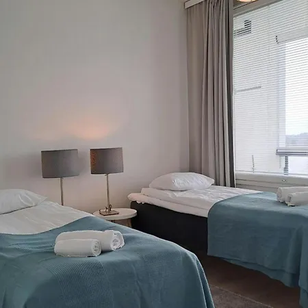 شقة Spacious For 6 *